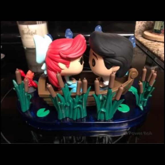 pop funko kiss the girl